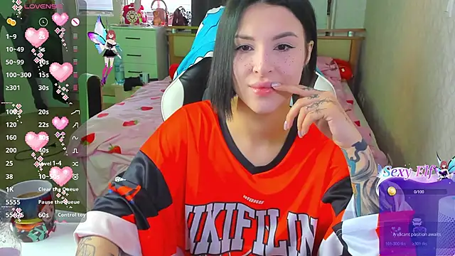 folinskayyya online show from February 26, 6:01 am