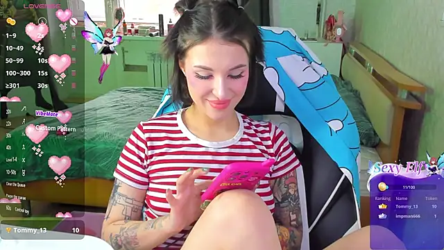 folinskayyya online show from April 15, 6:42 am