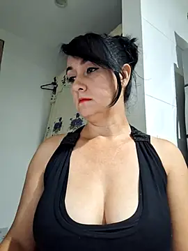 Snapshot of taalia chatting on December 23, 11:49 pm taalia online show from December 23, 11:49 pm