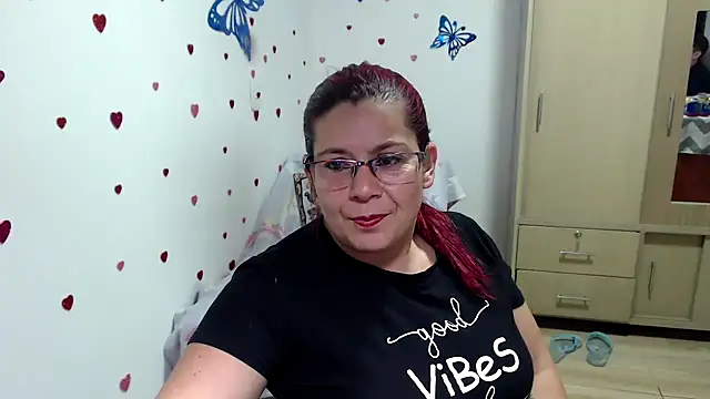 lilisa777 online show from February 15, 5:30 am