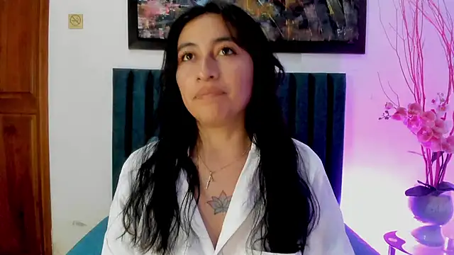 LisaHadwin online show from January 18, 6:10 pm