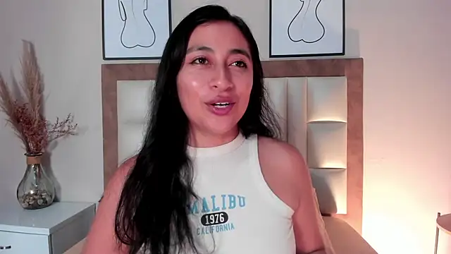 LisaHadwin online show from January 30, 12:50 am