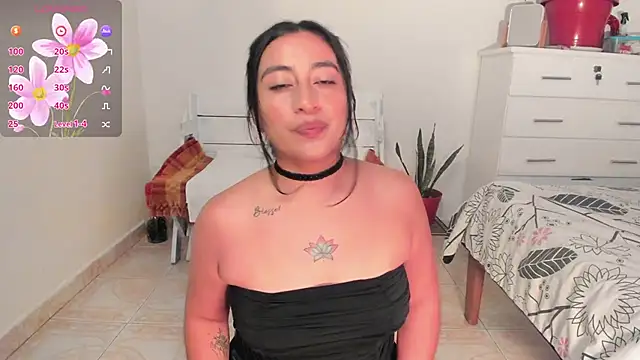 LisaHadwin online show from October 23, 8:18 pm