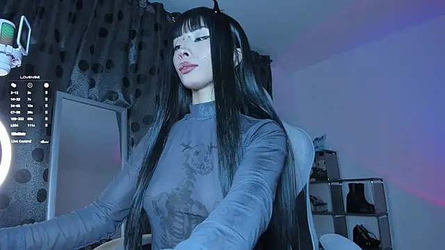 Snapshot of satanbabee chatting on March 16, 1:28 am satanbabee online show from March 16, 1:28 am