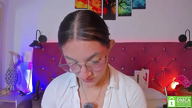 Snapshot of Ruth_harvey_ chatting on May 8, 1:05 pm Ruth harvey online show from May 8, 1:05 pm