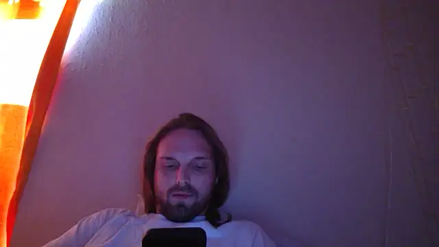 Snapshot of VitaminmanFL chatting on December 14, 4:31 pm VitaminmanFL online show from December 14, 4:31 pm