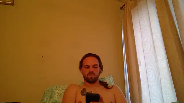 Snapshot of VitaminmanFL chatting on December 31, 12:46 pm VitaminmanFL online show from December 31, 12:46 pm