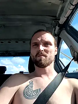 Snapshot of VitaminmanFL chatting on October 2, 8:27 pm VitaminmanFL online show from October 2, 8:27 pm