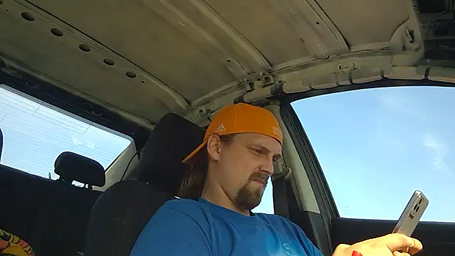 Snapshot of VitaminmanFL chatting on November 24, 5:23 pm VitaminmanFL online show from November 24, 5:23 pm