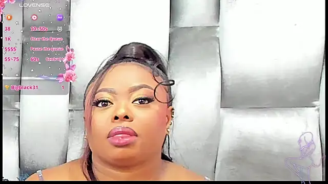 Snapshot of CamilaBenitez chatting on March 11, 12:49 am CamilaBenitez online show from March 11, 12:49 am