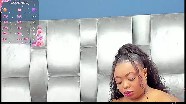 Snapshot of CamilaBenitez chatting on March 14, 10:53 am CamilaBenitez online show from March 14, 10:53 am