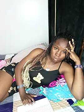 Snapshot of carenic chatting on October 18, 5:57 pm carenic online show from October 18, 5:57 pm