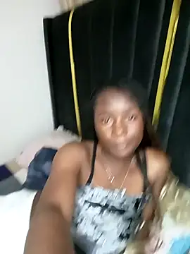 Snapshot of carenic chatting on October 23, 6:28 pm carenic online show from October 23, 6:28 pm