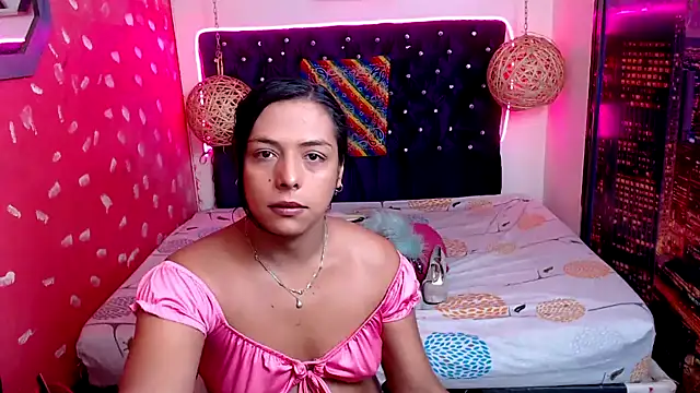 EmilyTsSweet online show from February 9, 2:40 pm