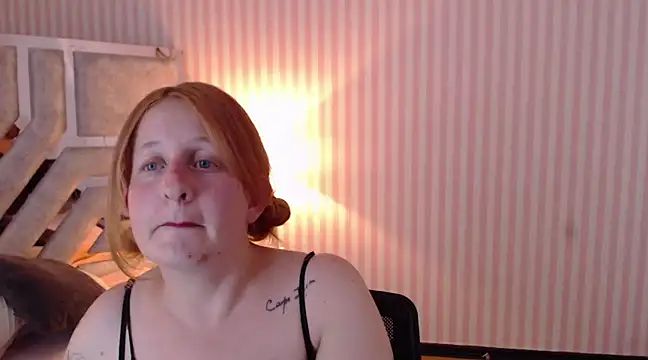 ViioletaMora online show from January 22, 10:59 pm
