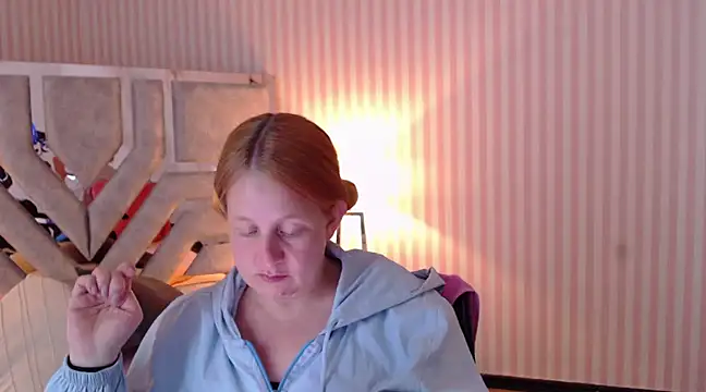 ViioletaMora online show from January 23, 2:02 am