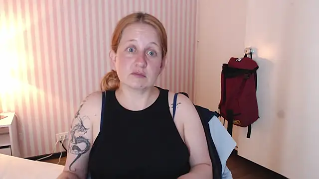 ViioletaMora online show from February 3, 2:58 am