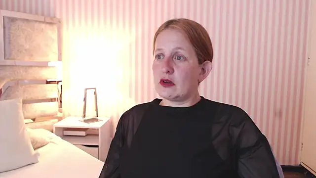 ViioletaMora online show from February 4, 1:56 am