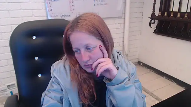ViioletaMora online show from February 8, 8:42 pm
