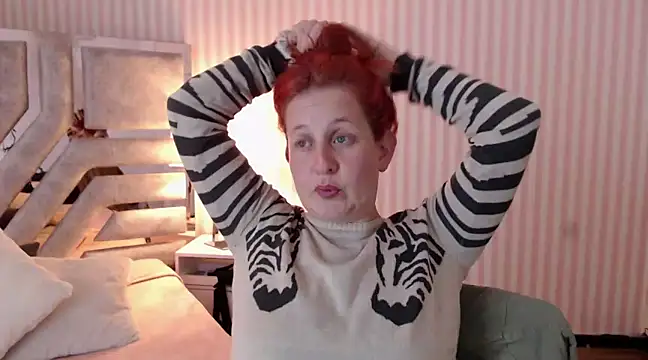 ViioletaMora online show from March 7, 1:31 am