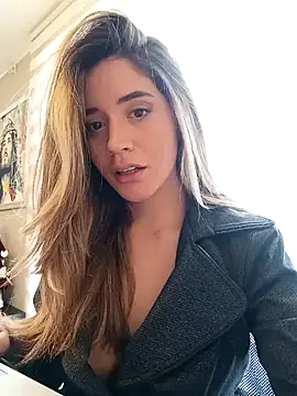 maliciaworld online show from December 11, 5:59 pm