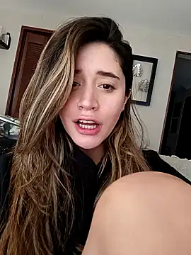 maliciaworld online show from February 2, 8:08 pm