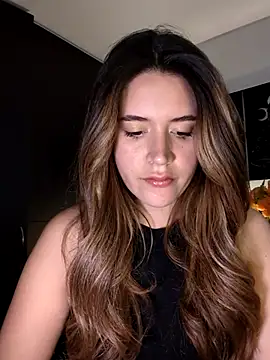 maliciaworld online show from October 18, 9:04 pm