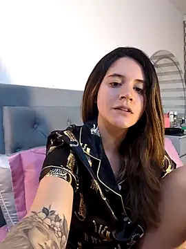 maliciaworld online show from December 23, 2:20 am