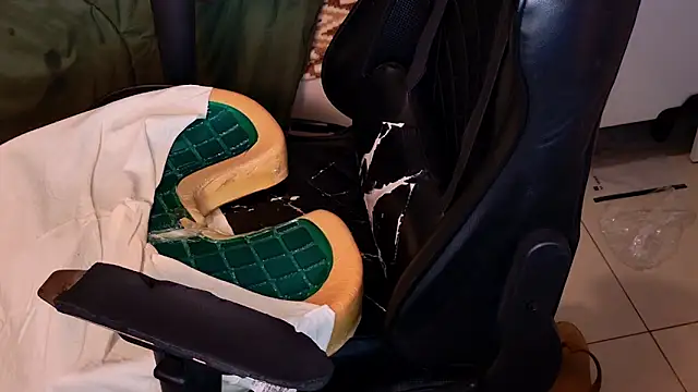 Snapshot of ssavanna chatting on March 1, 4:14 am ssavanna online show from March 1, 4:14 am