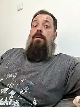 Snapshot of zefside42 chatting on December 20, 7:01 am zefside42 online show from December 20, 7:01 am