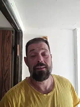 Snapshot of zefside42 chatting on November 19, 11:43 am zefside42 online show from November 19, 11:43 am