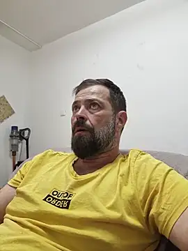 Snapshot of zefside42 chatting on November 24, 12:38 pm zefside42 online show from November 24, 12:38 pm