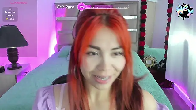 Snapshot of Aylinn_diaz chatting on November 19, 2:17 pm Aylinn diaz online show from November 19, 2:17 pm