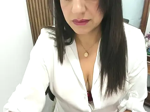 MonicaGarcia  online show from May 24, 1:49 pm