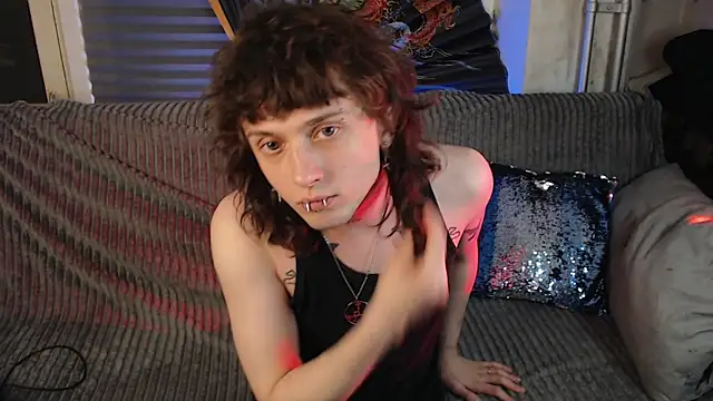 axxxturel online show from April 14, 5:30 pm