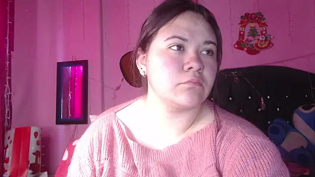 NikkiRous  online show from December 1, 1:16 pm