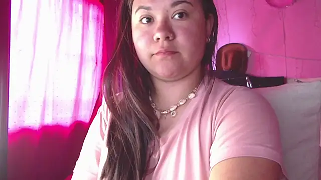 NikkiRous  online show from March 21, 3:37 pm