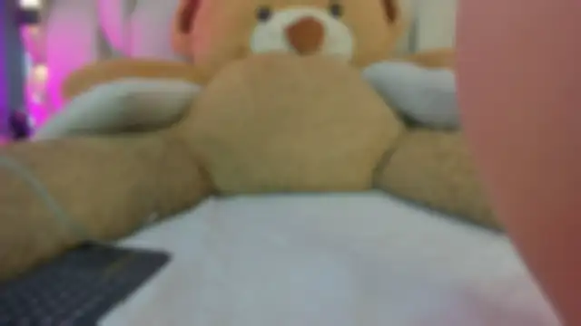  LauraTaylor  online show from October 27, 7:51 pm