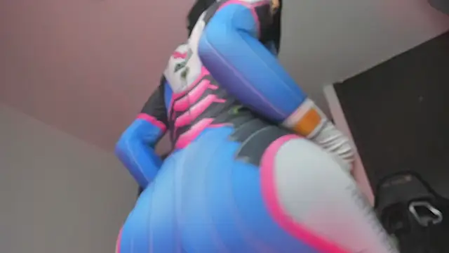 evaevanscute online show from February 25, 2:22 pm