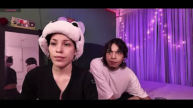 Snapshot of KokoAndRin chatting on November 6, 7:09 am KokoAndRin online show from November 6, 7:09 am