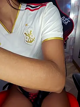 Snapshot of moreninhasilva chatting on September 18, 8:00 pm moreninhasilva online show from September 18, 8:00 pm