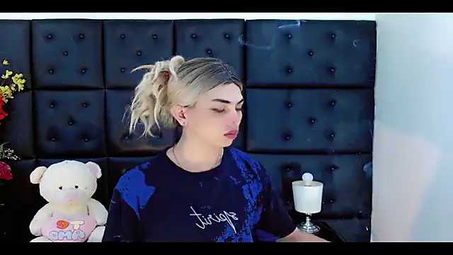 Daniela Pink  online show from February 14, 7:54 pm