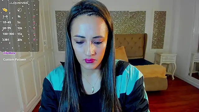 KimWessel  online show from December 26, 7:49 pm