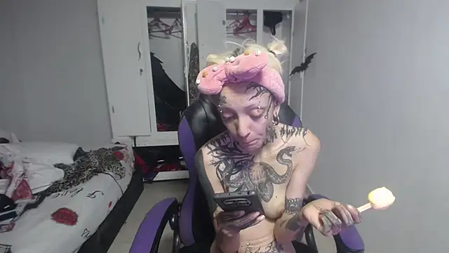 barbara anal squirt  online show from October 26, 3:23 am