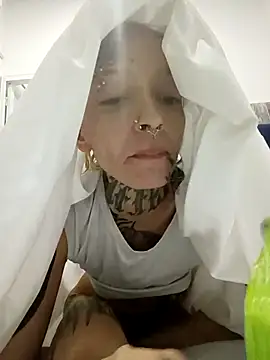 Snapshot of barbara_anal_squirt_ chatting on February 2, 6:56 am barbara anal squirt online show from February 2, 6:56 am