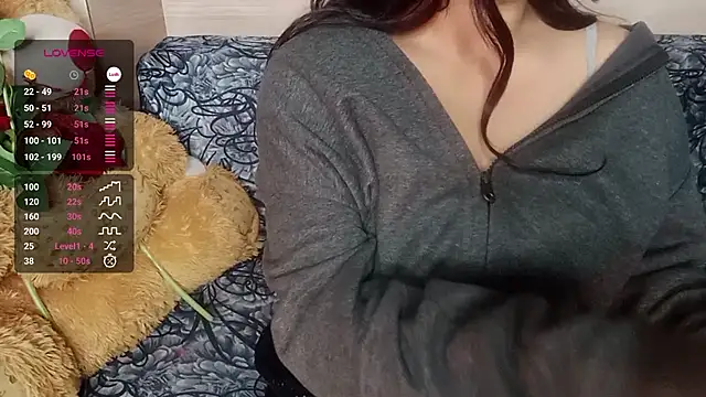 shuhana  online show from December 11, 8:58 am