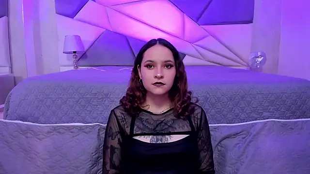 Snapshot of AnnyThompson_ chatting on February 9, 8:34 pm AnnyThompson online show from February 9, 8:34 pm