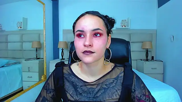 Snapshot of AnnyThompson_ chatting on September 17, 8:54 pm AnnyThompson online show from September 17, 8:54 pm