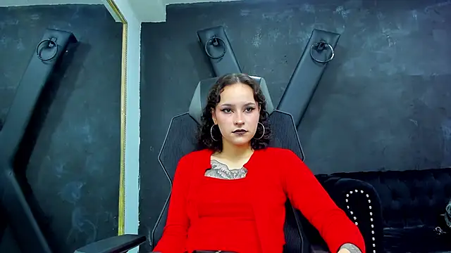 Snapshot of AnnyThompson_ chatting on October 18, 5:57 pm AnnyThompson online show from October 18, 5:57 pm