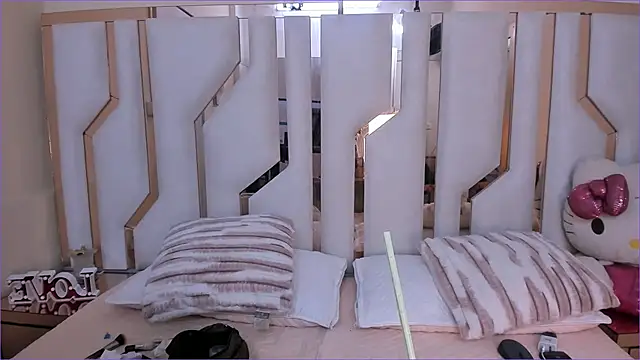 TifanyChill online show from November 25, 7:03 pm